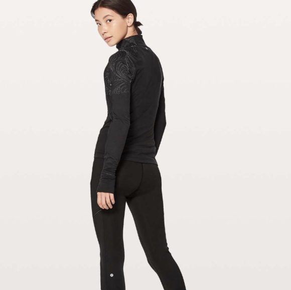 Lululemon Toasty Tech 1/2 Zip Black - Picture 3 of 13